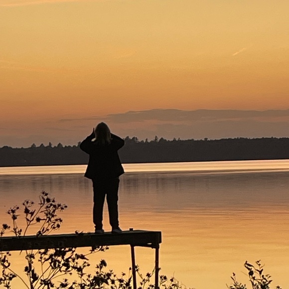 Meet your Posher, Kim - Picture 1 of 1